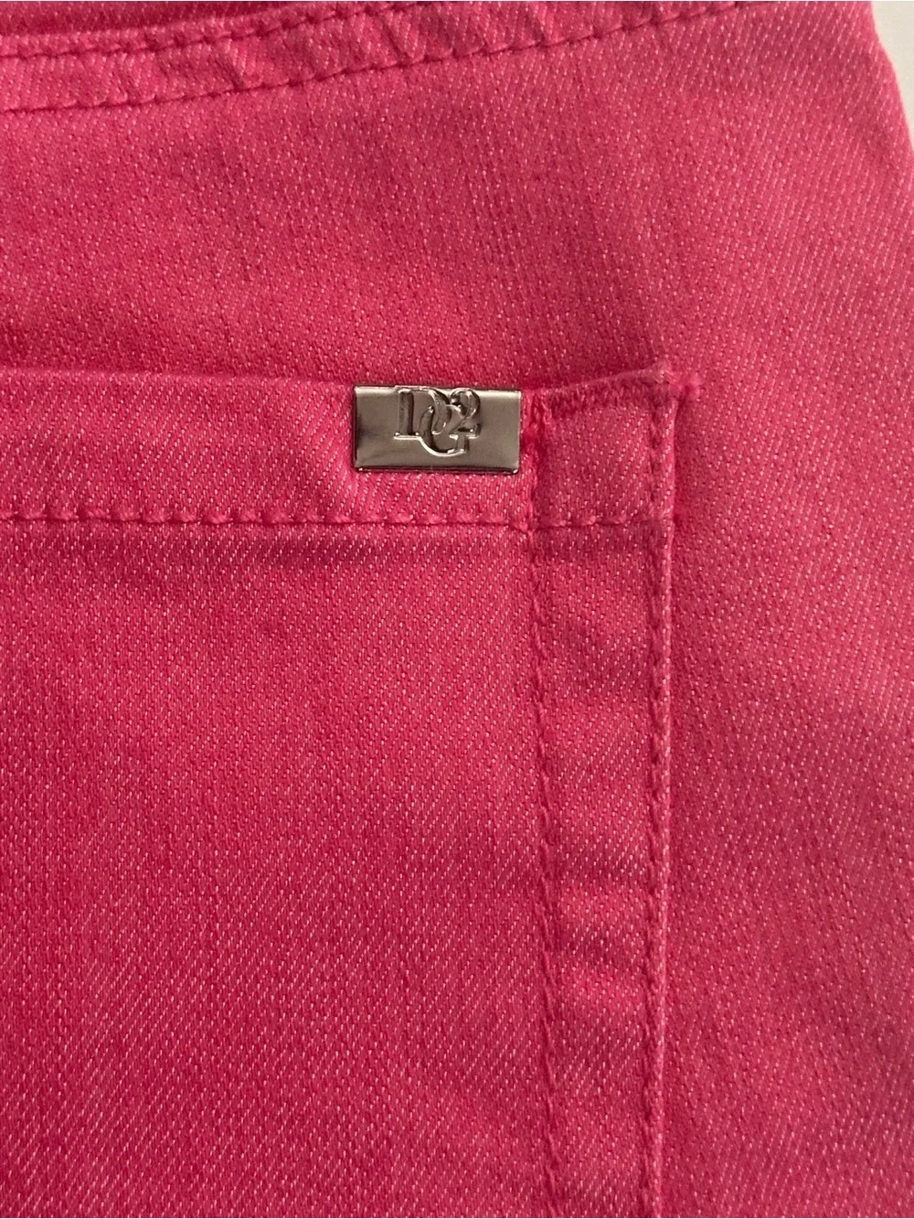 DG2 Womens Fitted Long Length Bermuda Pink Denim Shorts Mid Rise Size 10